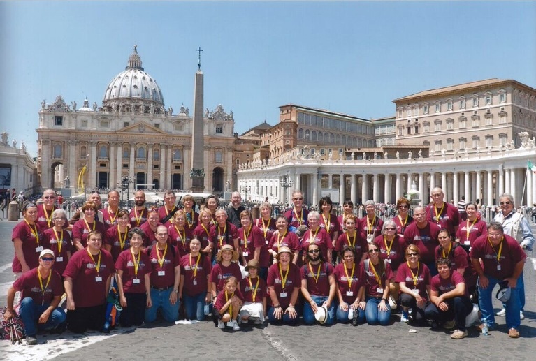 Fr Tom Voorhies pilgrimage to Italy group
